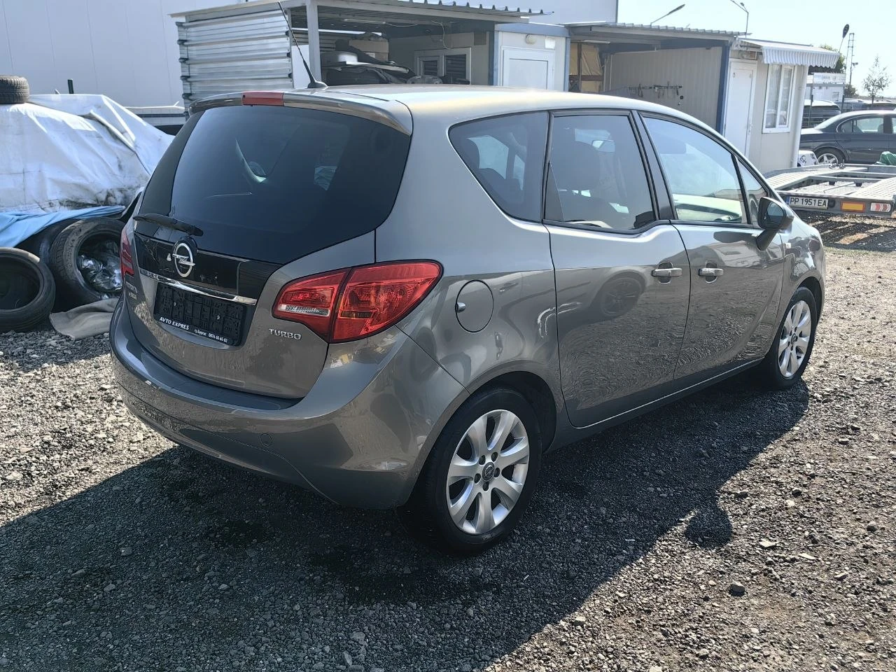 Opel Meriva 1.4 GPL, снимка 4 - Автомобили и джипове - 56161340