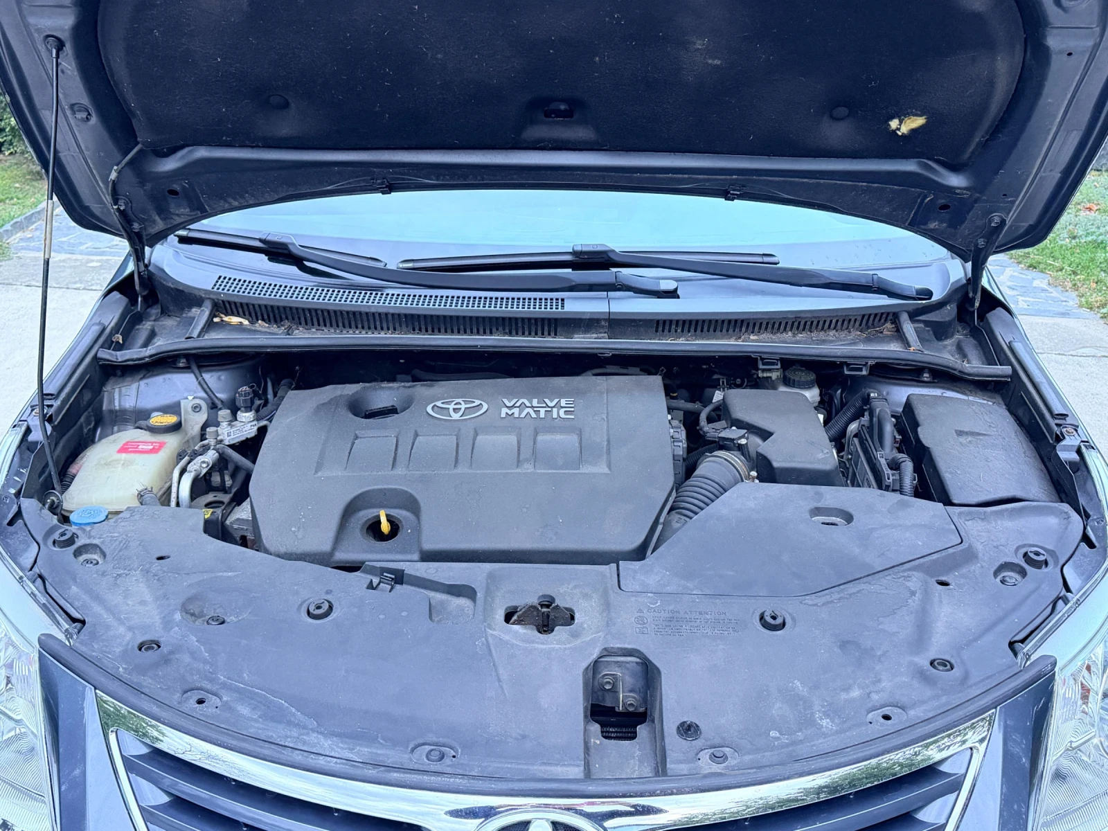Toyota Avensis 2.0 БЕНЗИН, снимка 16 - Автомобили и джипове - 56170974