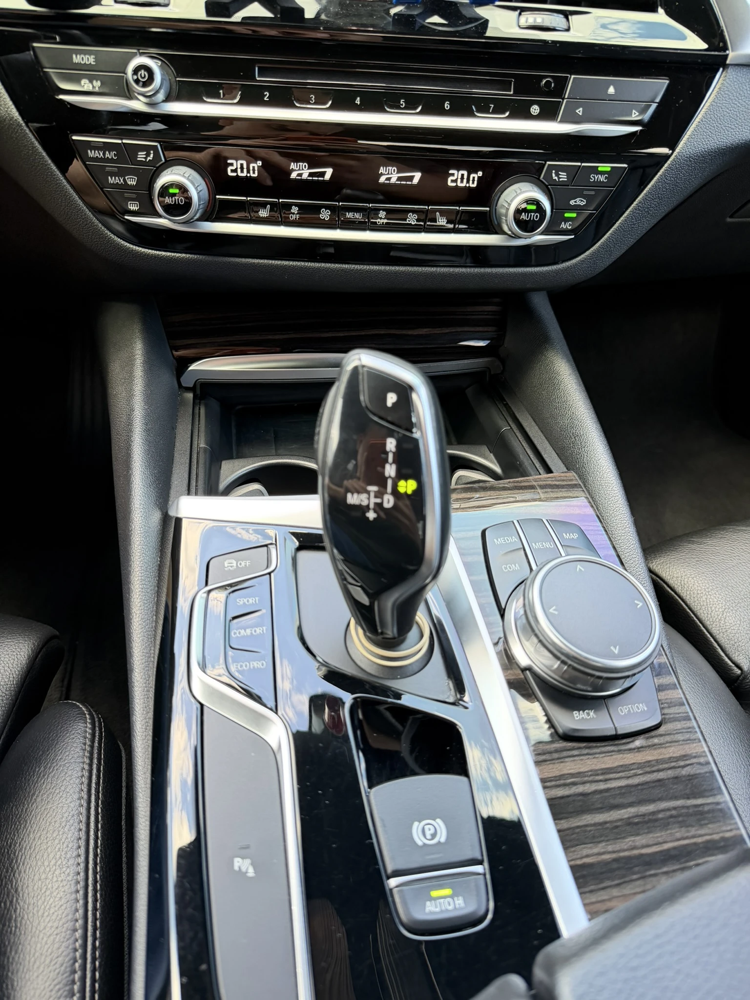 BMW 540 540 XDrive Дизел, снимка 9 - Автомобили и джипове - 56226011
