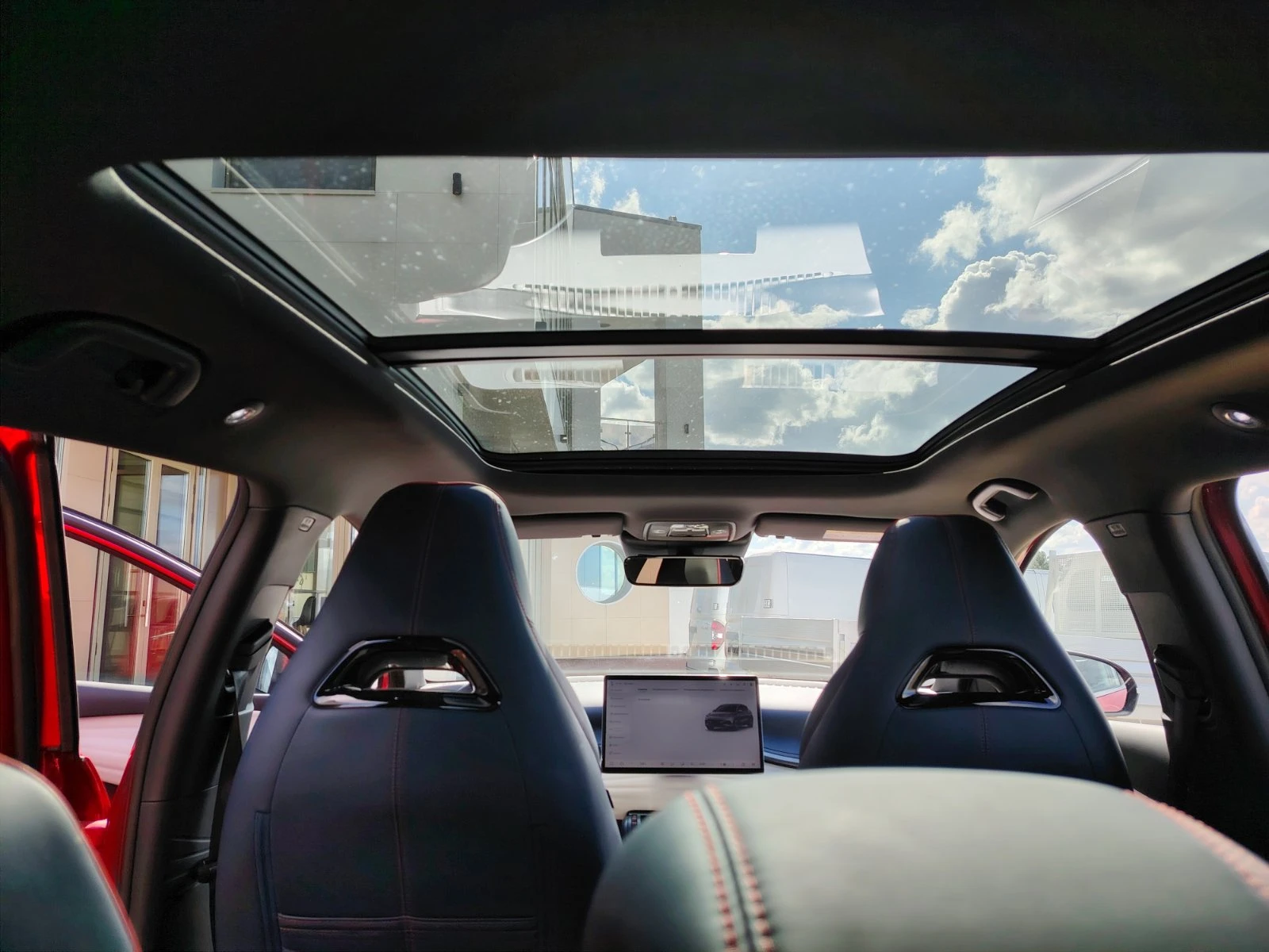 BYD Atto3 Design 60, 4 kWh, снимка 12 - Автомобили и джипове - 56310008