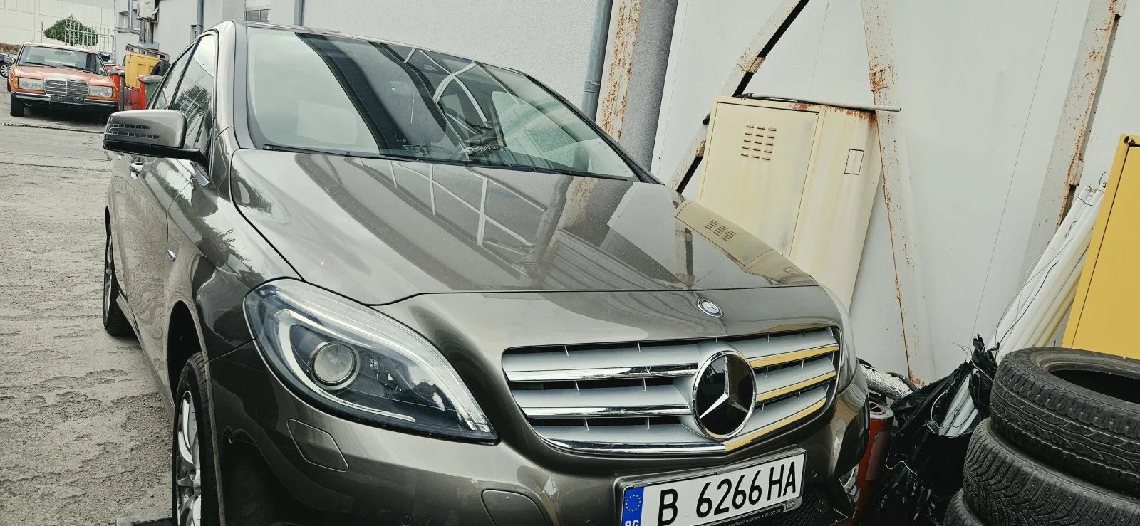 Mercedes-Benz B 200, снимка 9 - Автомобили и джипове - 56322653