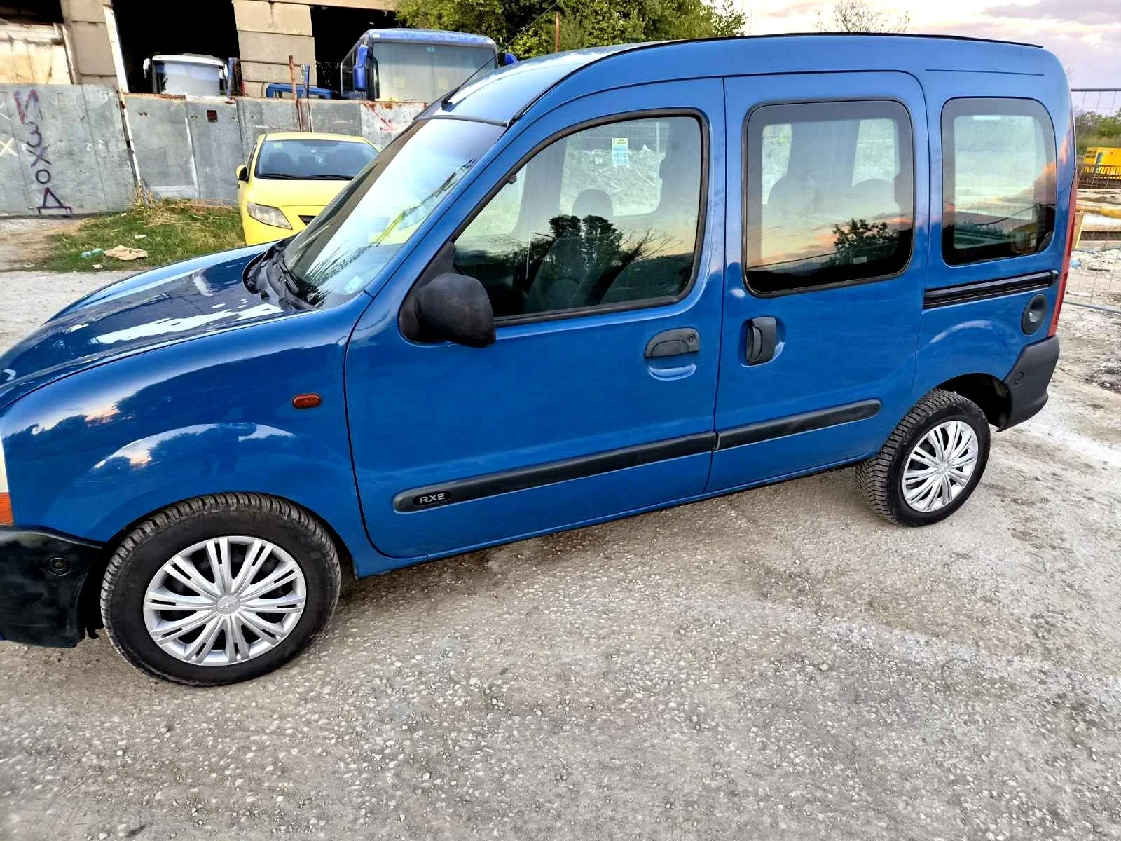 Renault Kangoo 1.9DTI.+ КЛИМА. ТОП , снимка 7 - Автомобили и джипове - 56352365