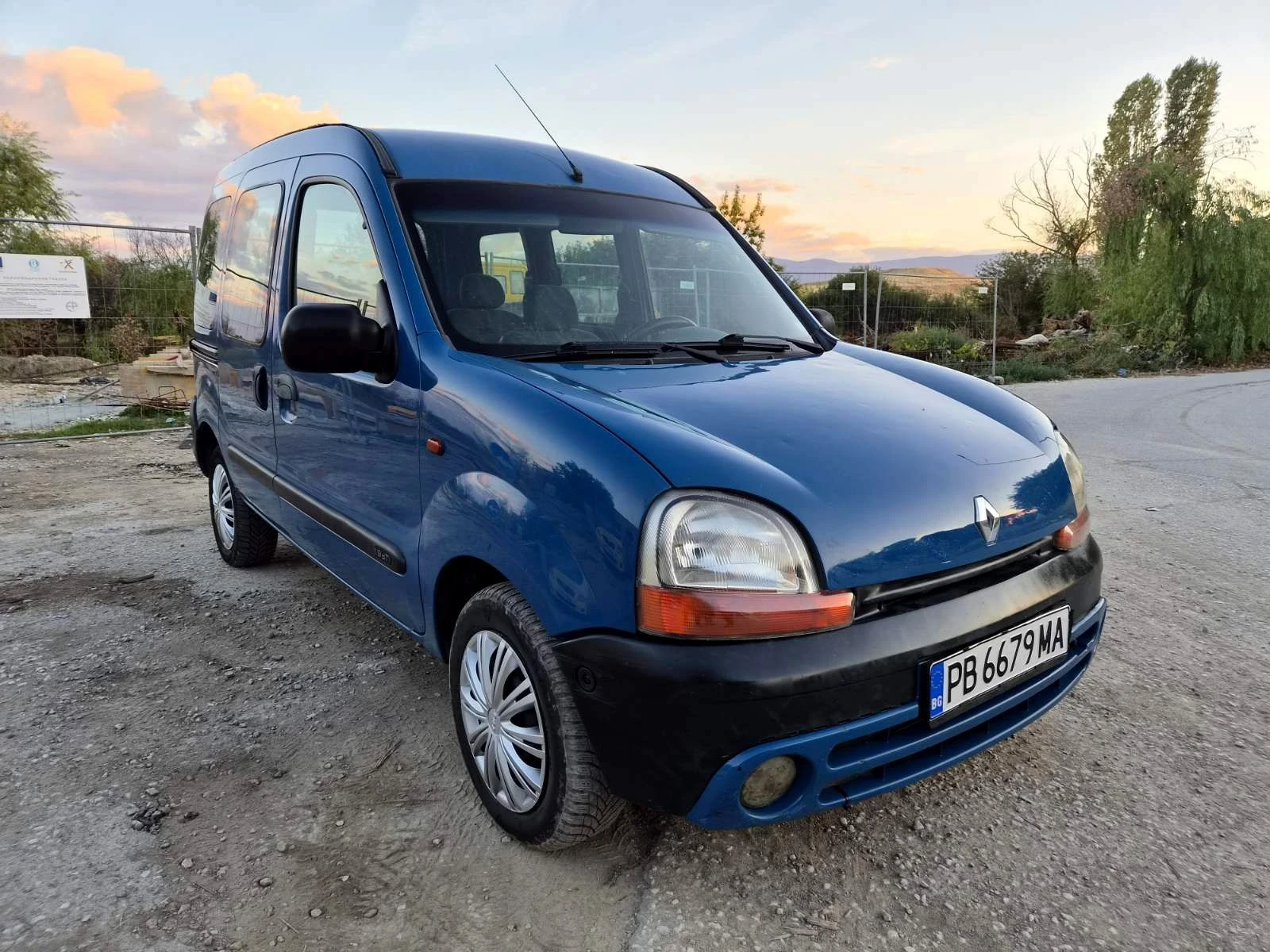 Renault Kangoo 1.9DTI.+ КЛИМА. ТОП , снимка 8 - Автомобили и джипове - 56352365