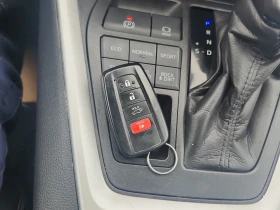 Toyota Rav4  XLE AWD, снимка 13