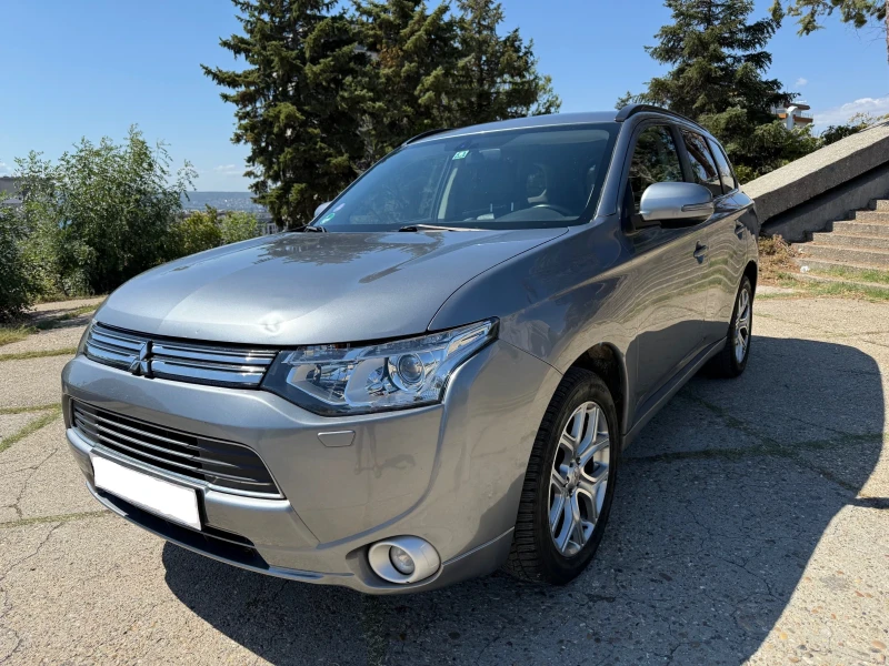 Mitsubishi Outlander PHEV, снимка 2 - Автомобили и джипове - 52588472