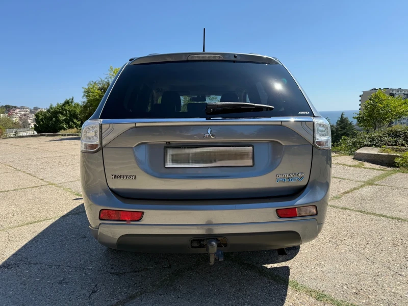 Mitsubishi Outlander PHEV, снимка 4 - Автомобили и джипове - 52588472