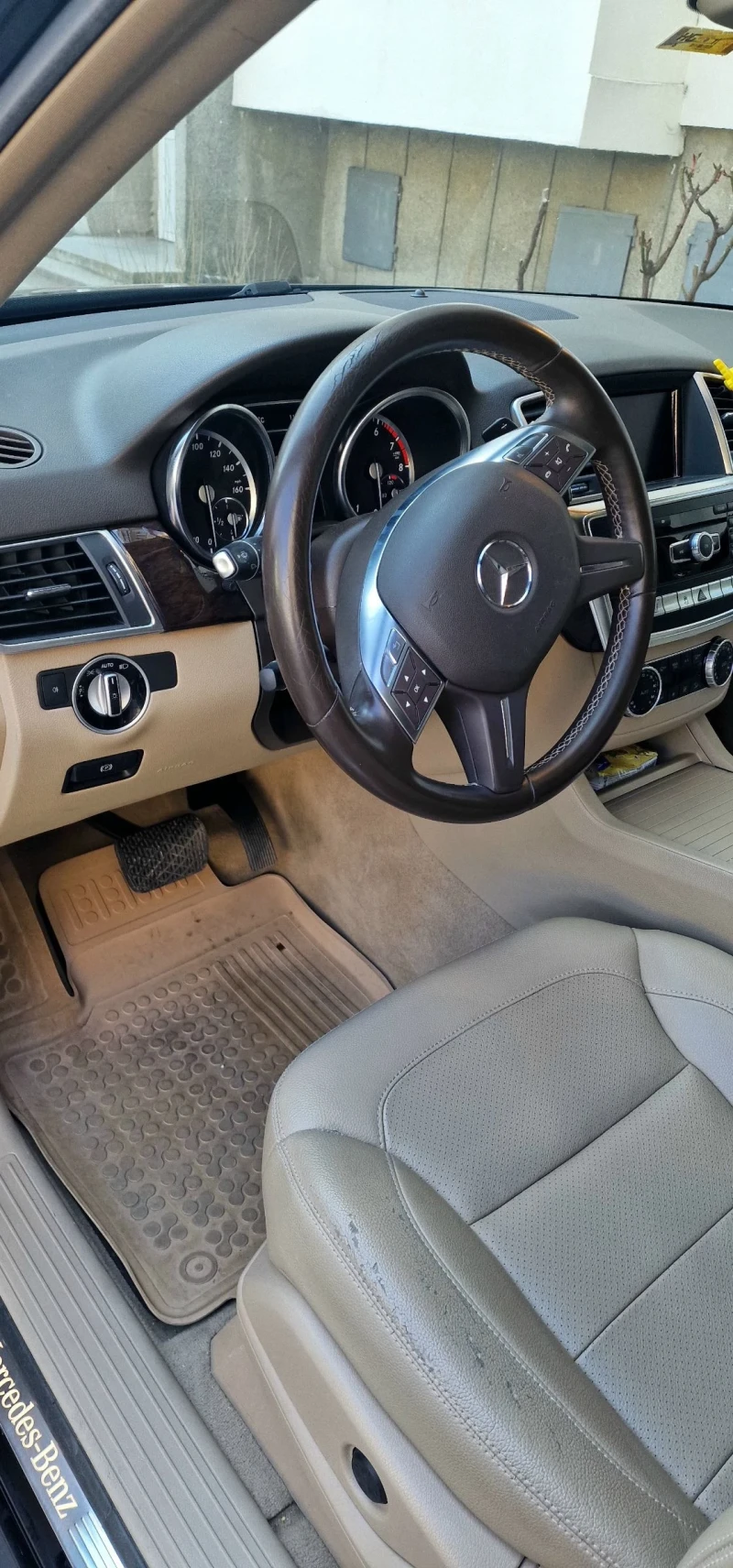 Mercedes-Benz ML 350 Amg, снимка 10 - Автомобили и джипове - 51669281