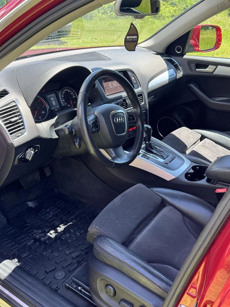 Audi Q5 2.0 TDI QUATTRO, снимка 9 - Автомобили и джипове - 51877419