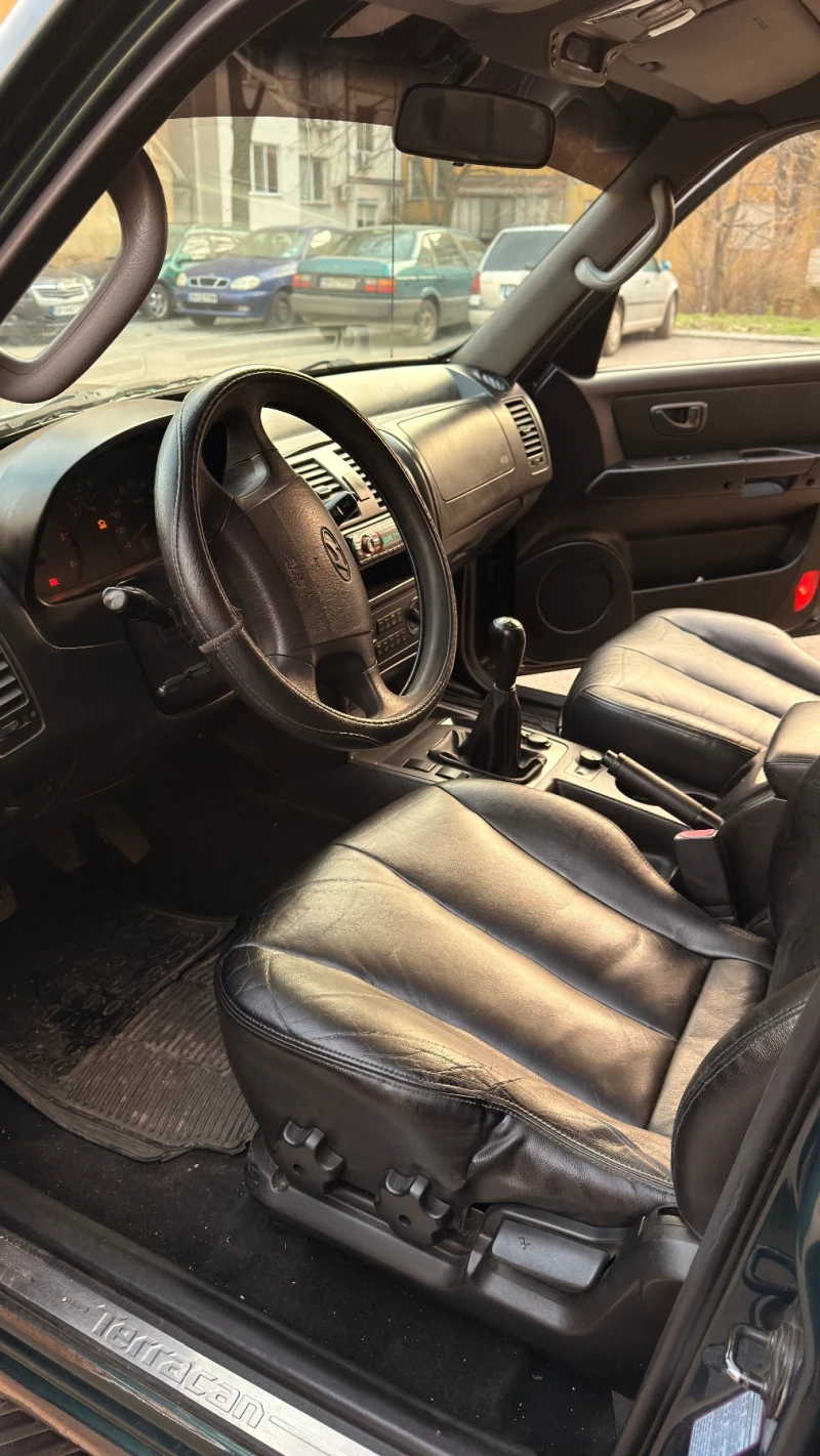 Hyundai Terracan, снимка 13 - Автомобили и джипове - 52860145