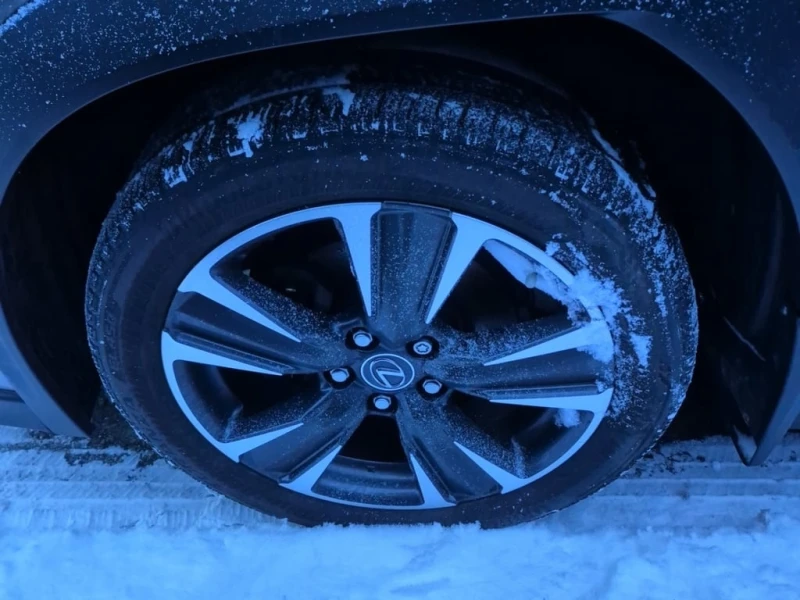 Lexus UX 250h * CARFAX * БЕЗ ПЪРВОНАЧАЛНА ВНОСКА, снимка 6 - Автомобили и джипове - 53175903