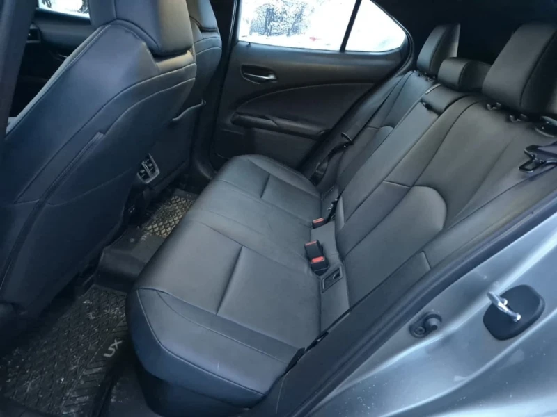 Lexus UX 250h * CARFAX * БЕЗ ПЪРВОНАЧАЛНА ВНОСКА, снимка 12 - Автомобили и джипове - 53175903