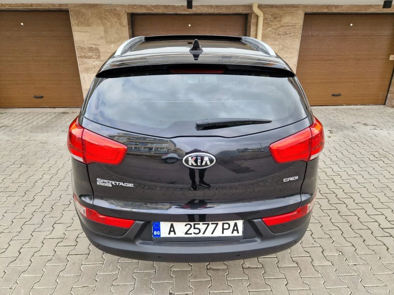 Kia Sportage Автомат* Нави* Кожа* Камера* Панорама* Швейцария , снимка 6 - Автомобили и джипове - 53250159