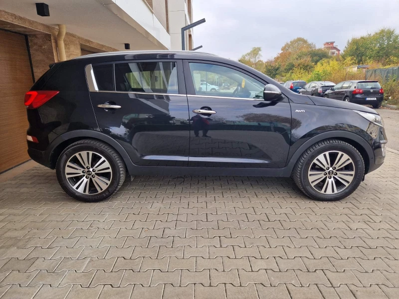 Kia Sportage Автомат* Нави* Кожа* Камера* Панорама* Швейцария , снимка 4 - Автомобили и джипове - 53250159