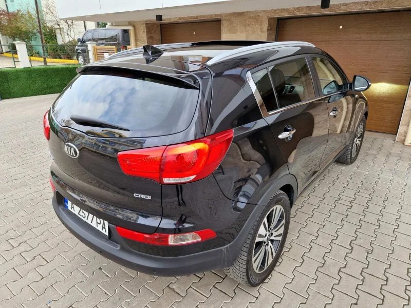 Kia Sportage Автомат* Нави* Кожа* Камера* Панорама* Швейцария , снимка 5 - Автомобили и джипове - 53250159