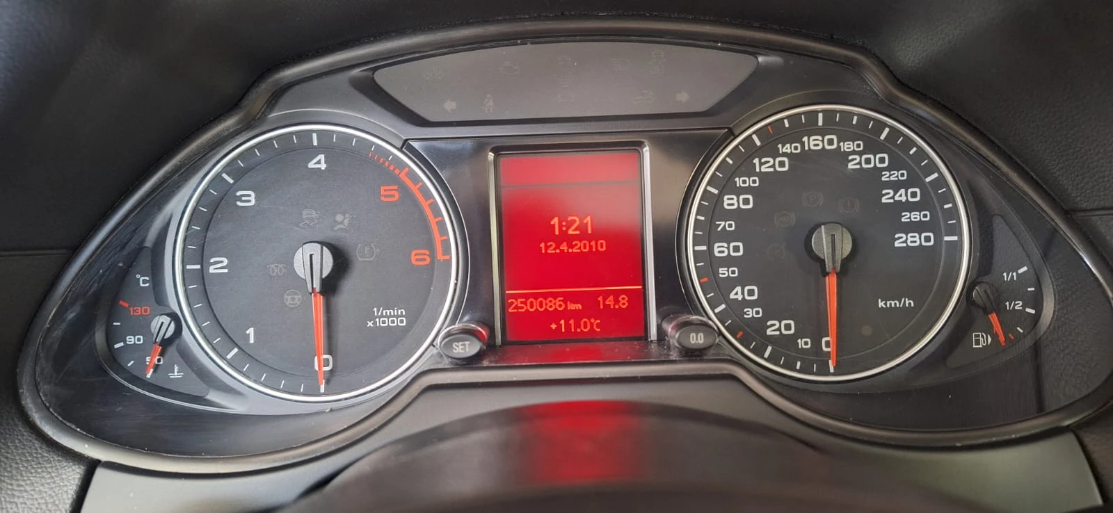 Audi Q5 2.0TDI /170к.с - изображение 5