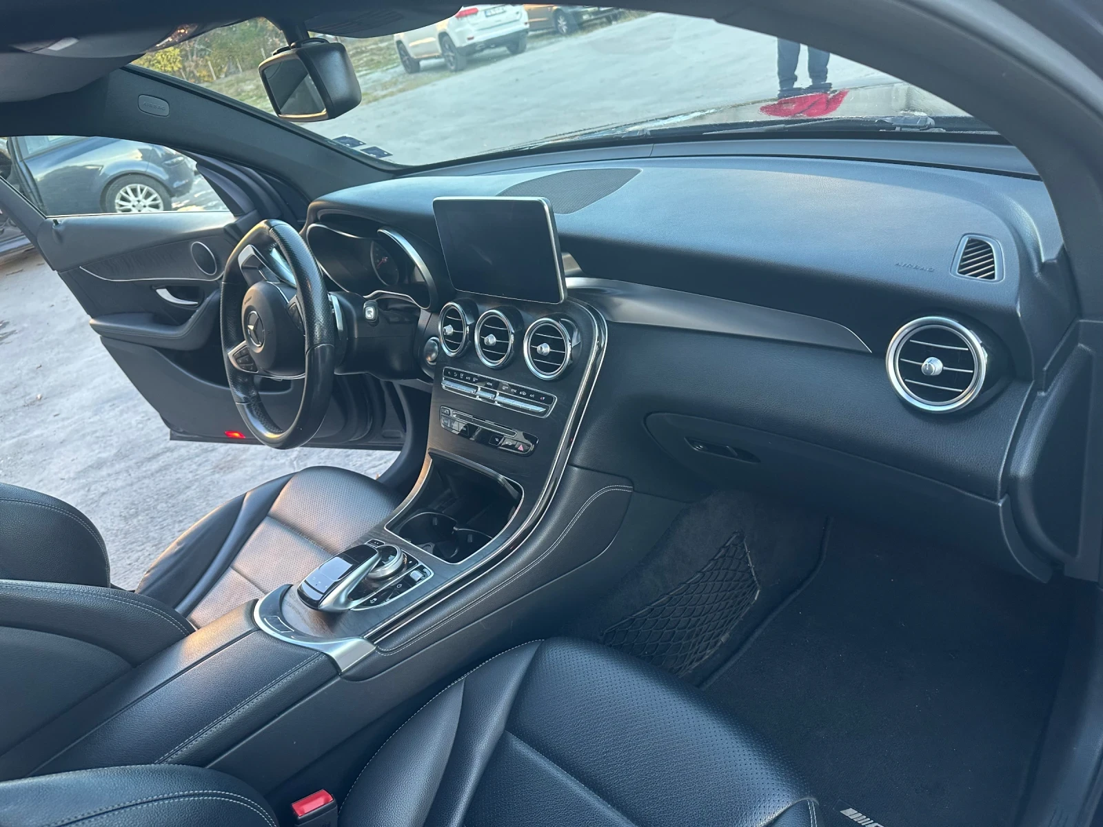 Mercedes-Benz GLC 250 AMG Line - изображение 7