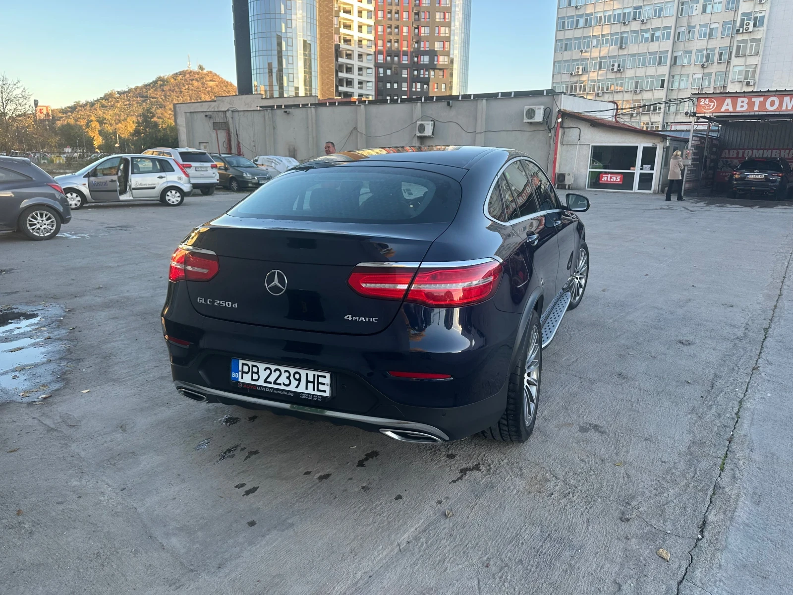 Mercedes-Benz GLC 250 AMG Line - изображение 4