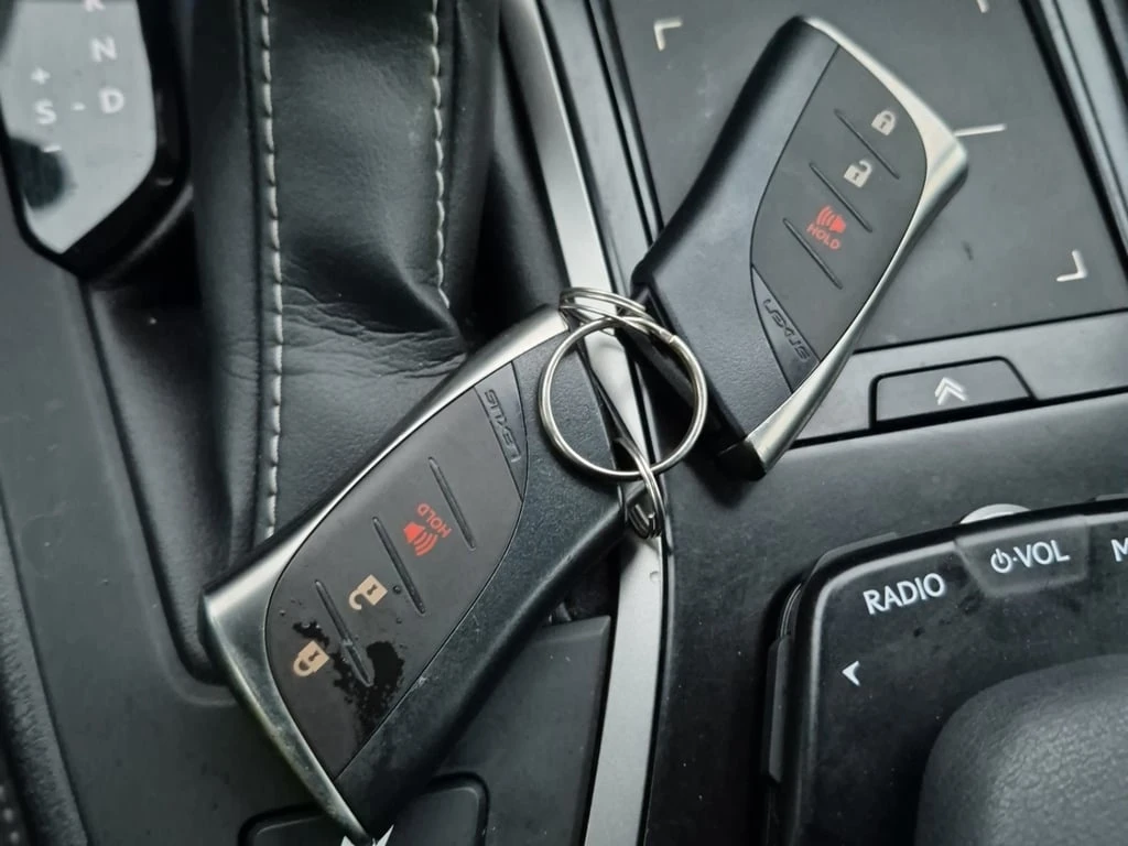 Lexus UX 250h * CARFAX * ��� ������������ ������ | Mobile.bg � ����������� 8