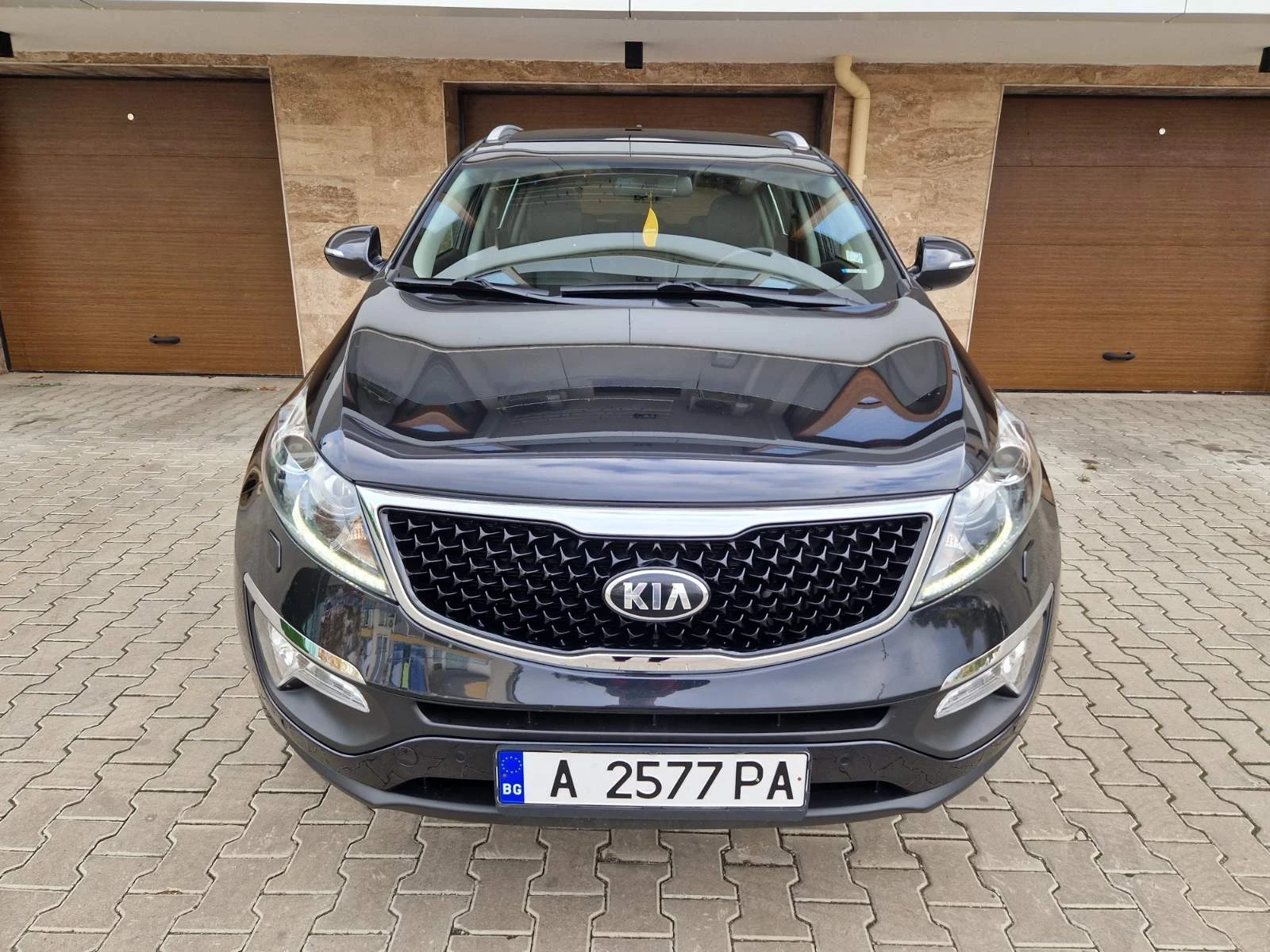 Kia Sportage Автомат* Нави* Кожа* Камера* Панорама* Швейцария  - изображение 2