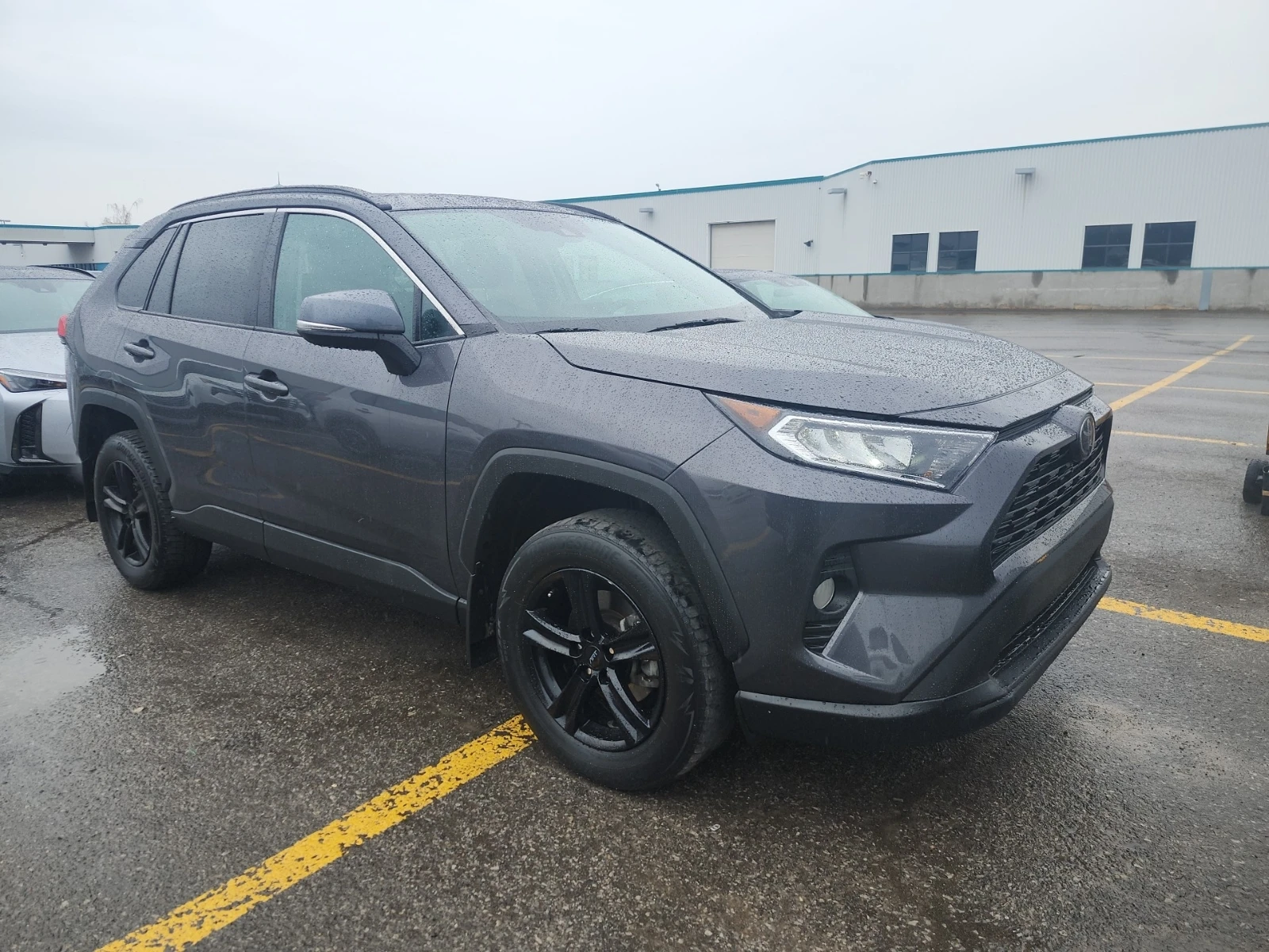Toyota Rav4  XLE AWD, снимка 2 - Автомобили и джипове - 54492231