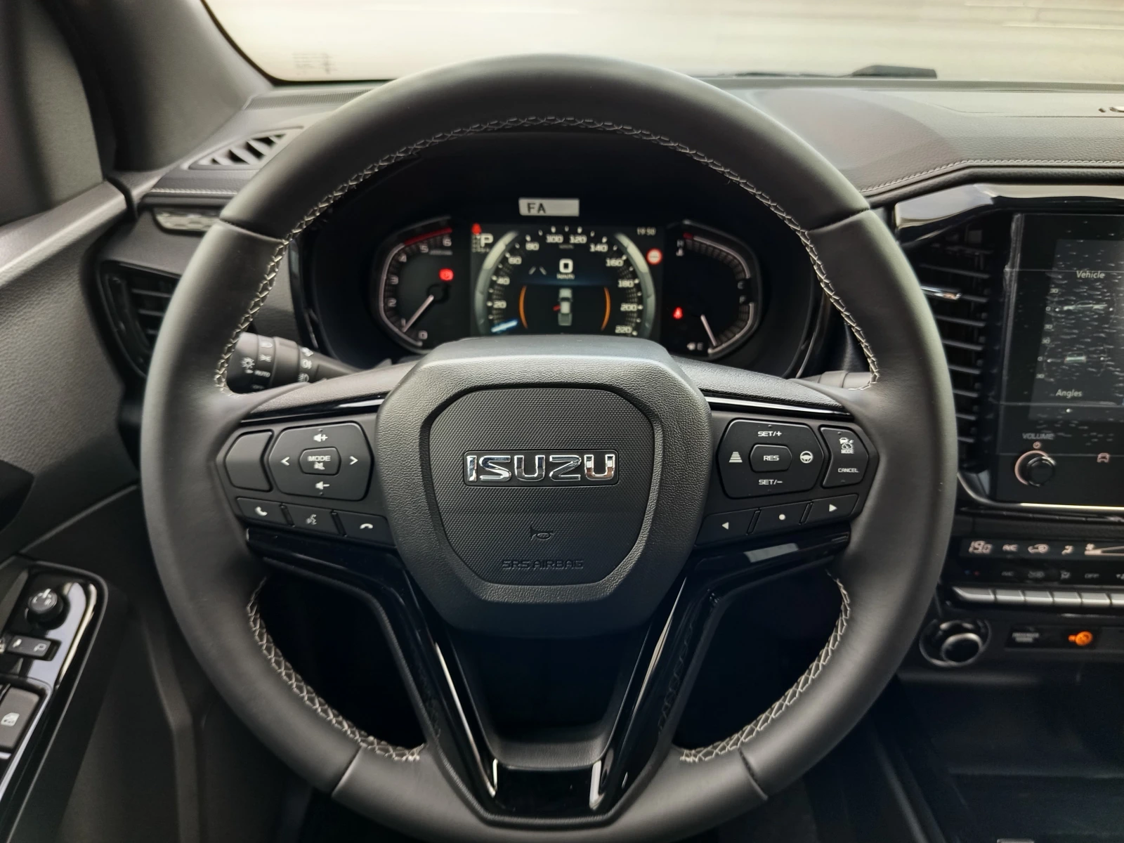 Isuzu D-max 4x4 D/C ARENA, снимка 12 - Автомобили и джипове - 54836454