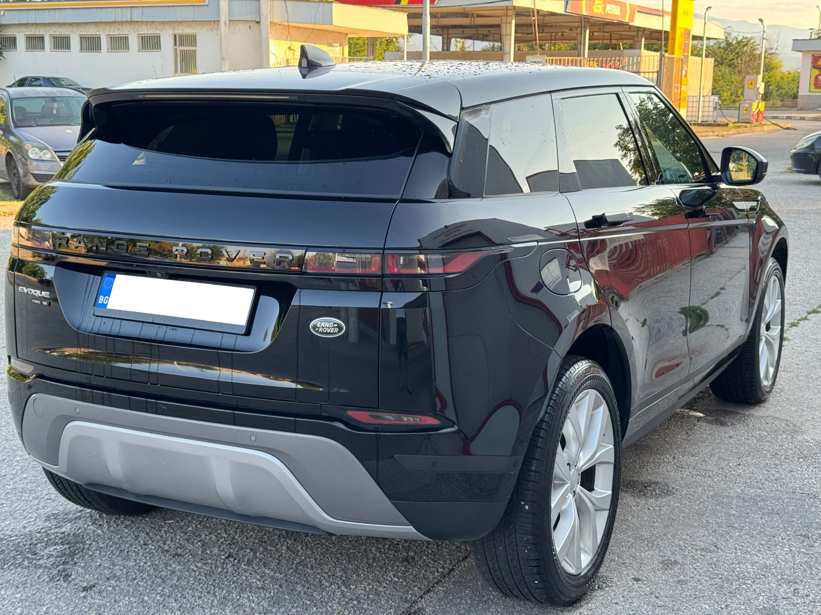 Land Rover Range Rover Evoque P250SE, снимка 5 - Автомобили и джипове - 55622773