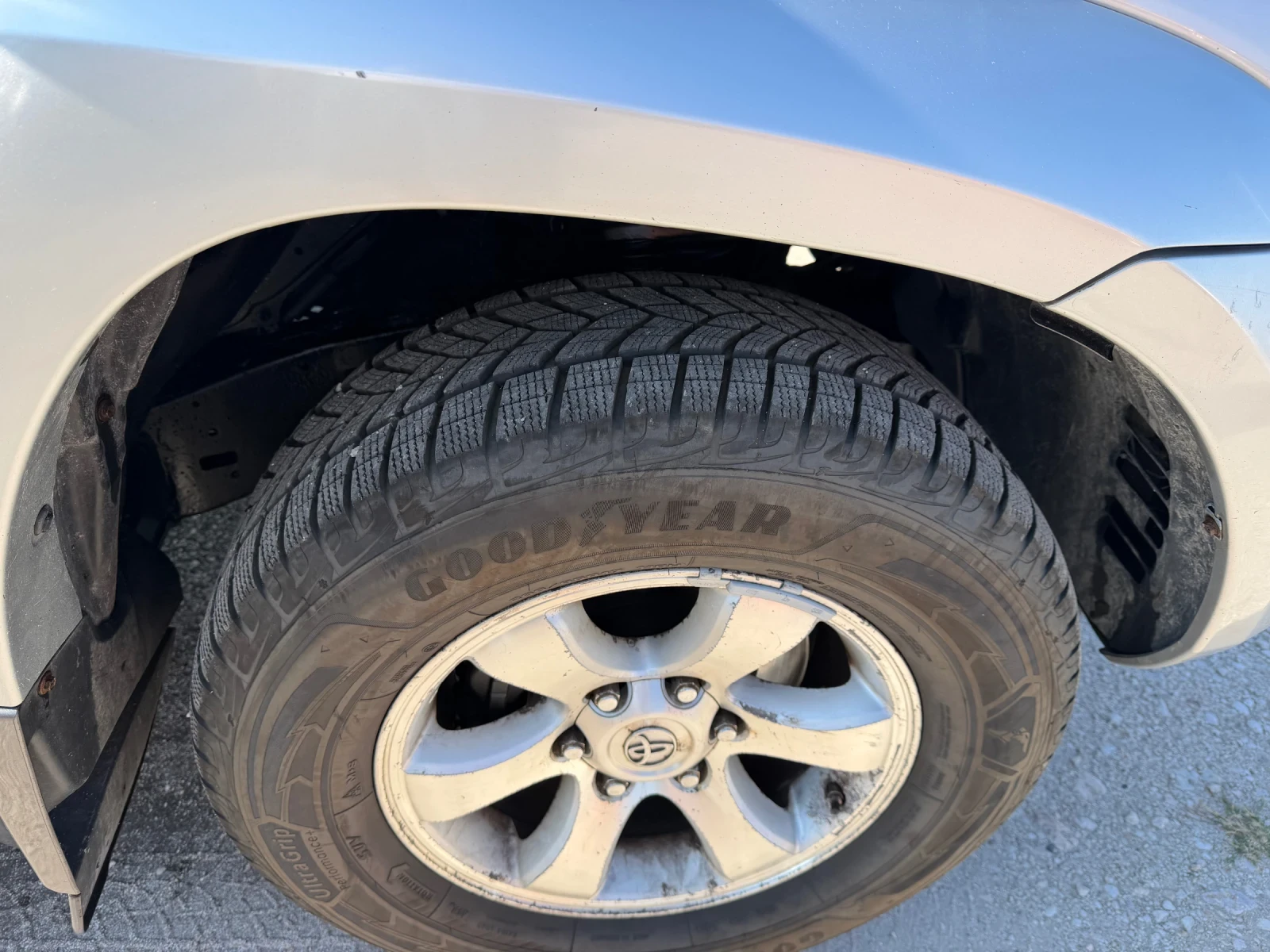 Toyota Land cruiser 3.0 d4d avtomat, снимка 6 - Автомобили и джипове - 55621687