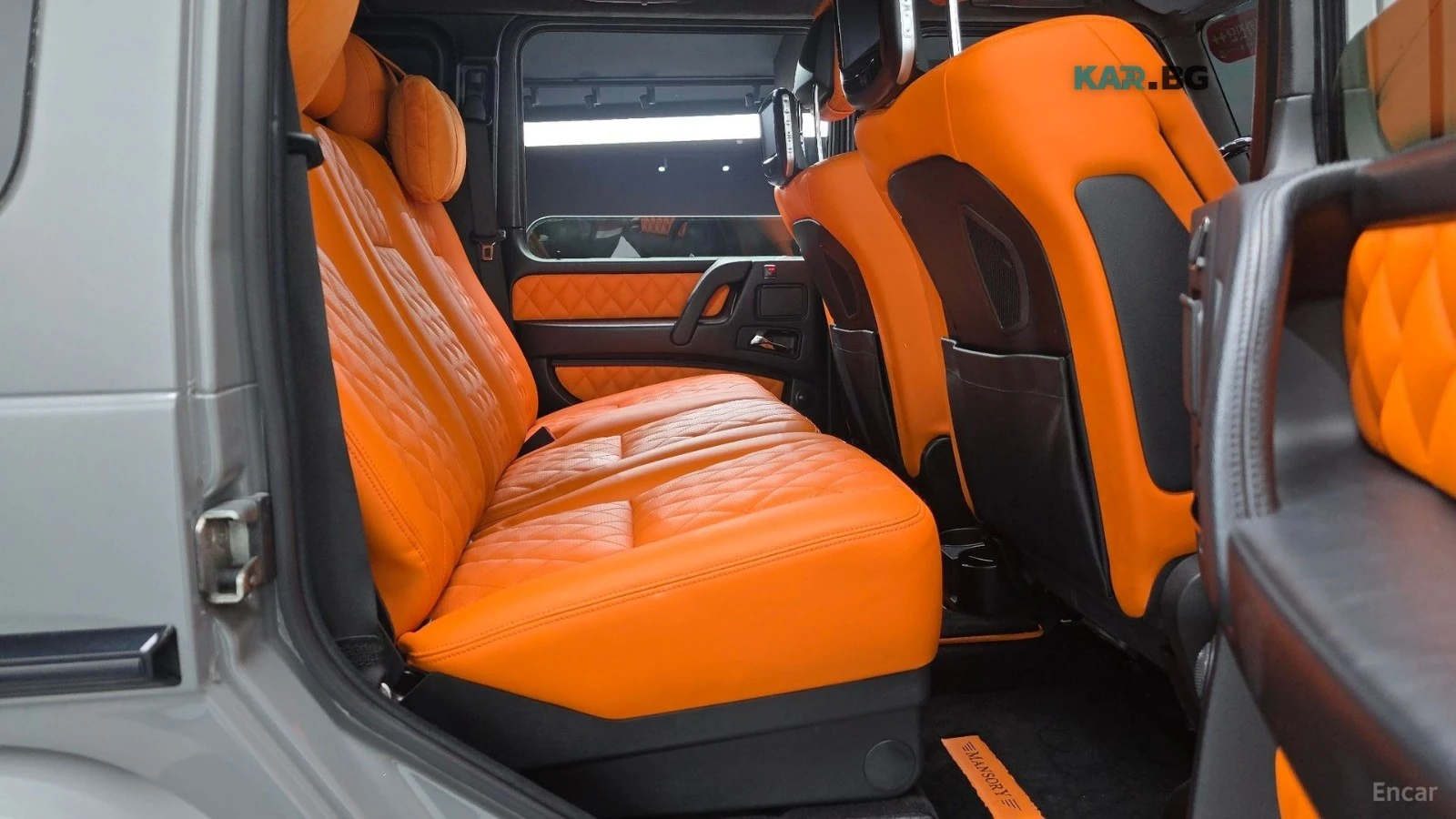 Mercedes-Benz G 63 AMG ПОДГРЕВ* ОБДУХВАНЕ* КАМЕРИ* ТВ* SUNROOF* , снимка 11 - Автомобили и джипове - 55979378
