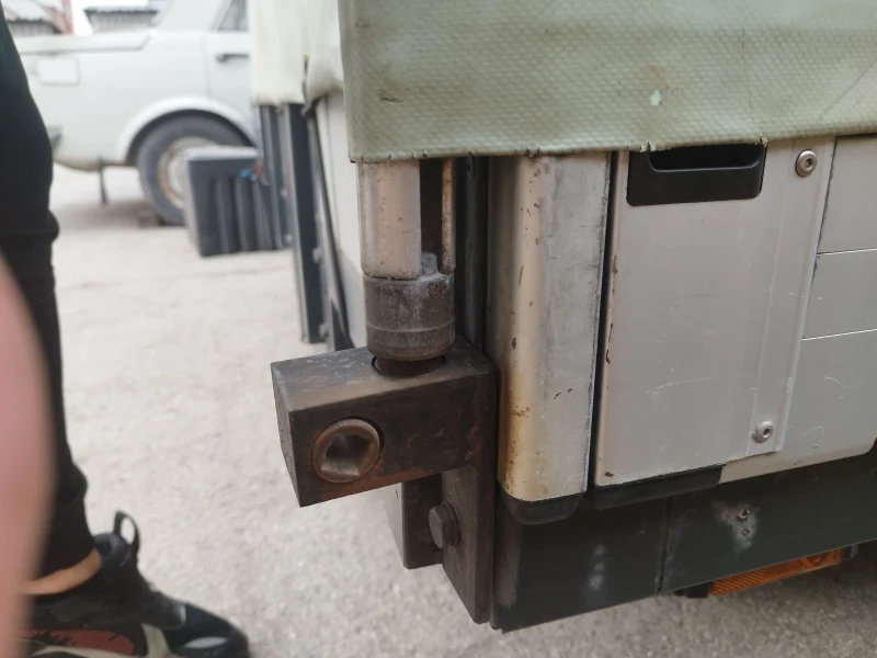 Iveco Daily, снимка 3 - Бусове и автобуси - 52894040