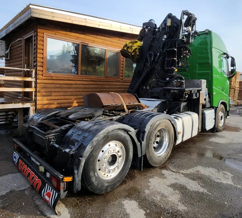 Volvo Fh С кран, снимка 4 - Камиони - 52712813