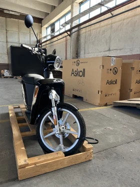 ����� �� �������� �� Askoll e-Scooter esPro
