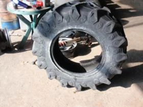 Гуми, снимка 14