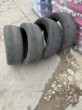      245/45R18