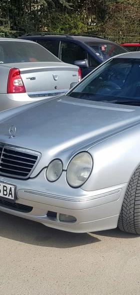 Mercedes-Benz E 200 E 200 компресор, снимка 8