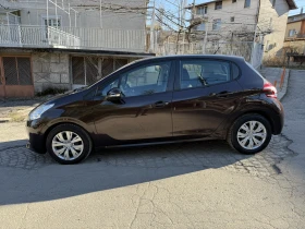 Peugeot 208 1.4i 95 к.с. Бензин 106000км., снимка 3