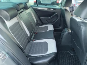 VW Jetta AVTOMAT NAVI - 14600 лв. - 28936163 | Car24.bg