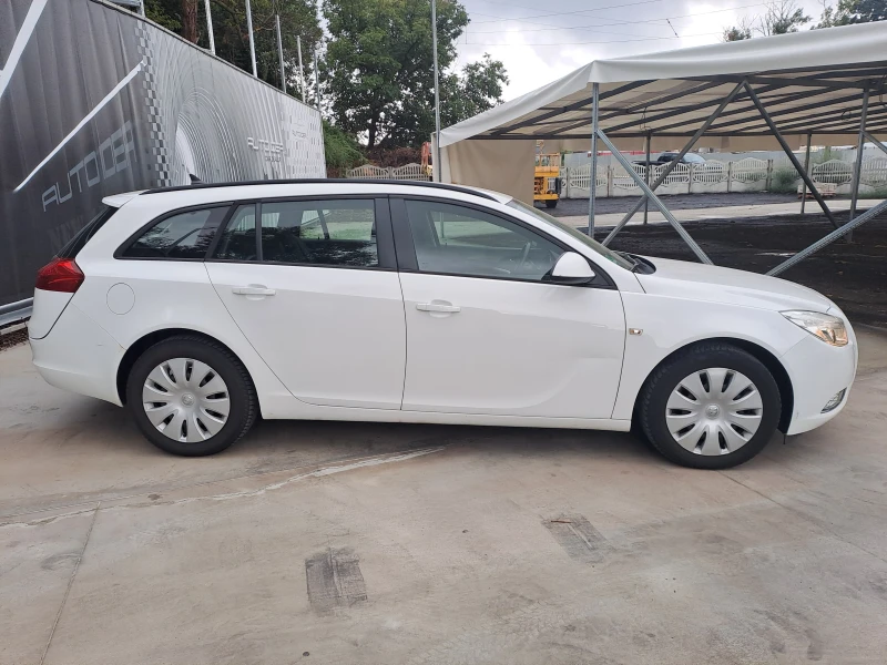 Opel Insignia 2.0 CDTI Selection, снимка 4 - Автомобили и джипове - 47213989