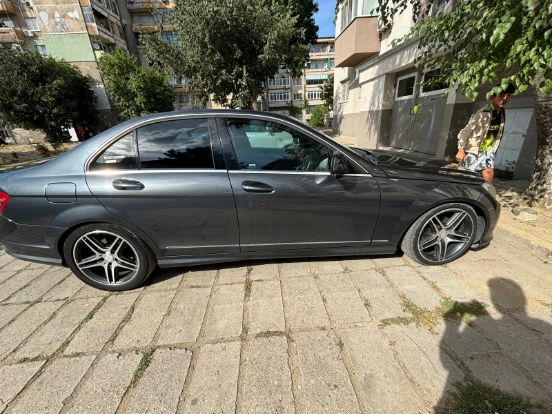 Mercedes-Benz C 200, снимка 4 - Автомобили и джипове - 47249799