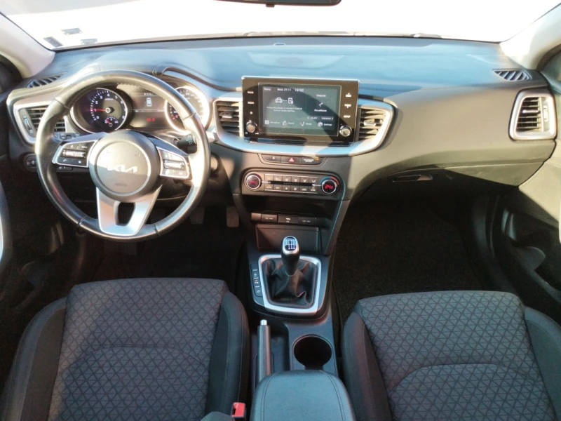 Kia Ceed 1.0 ТУРБО ГАРАНЦИЯ, снимка 8 - Автомобили и джипове - 48248426