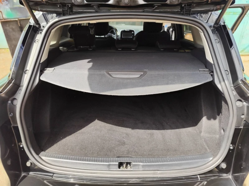 Renault Clio IV Grandtour 0.9 TCe/90 к.с., снимка 10 - Автомобили и джипове - 52267653