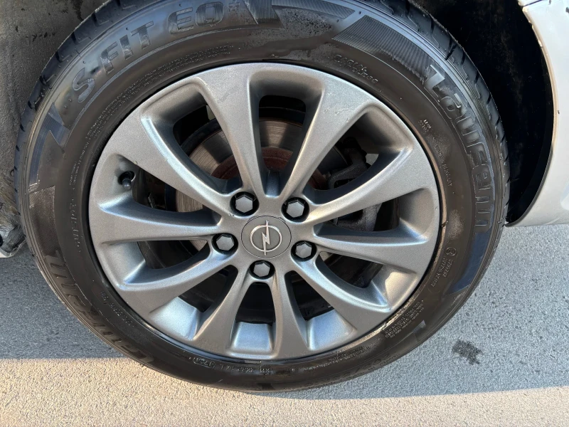 Opel Astra 1.6 газ, снимка 9 - Автомобили и джипове - 51662173