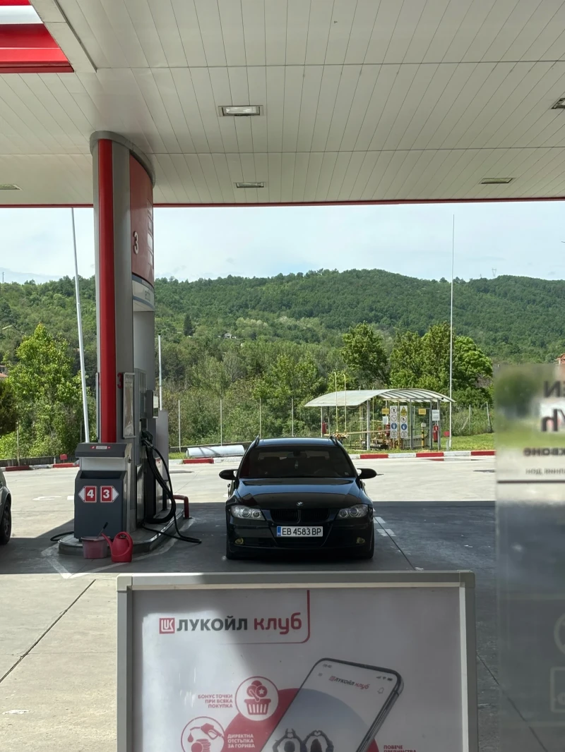 BMW 320 163 кс, снимка 4 - Автомобили и джипове - 52308661