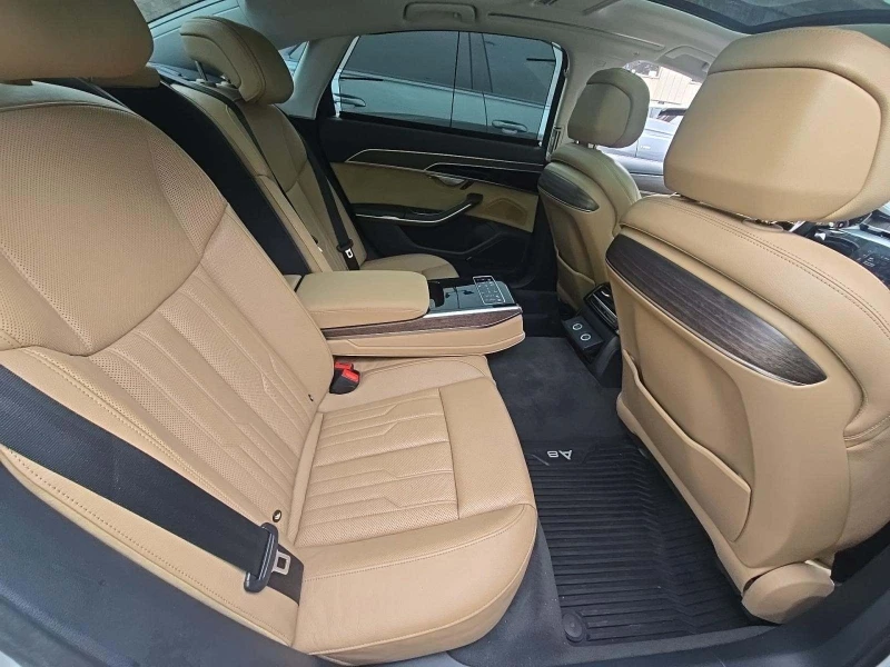Audi A8 L / 4.0T / BANG&OLUFSEN / МАСАЖ / DISTRONIC, снимка 13 - Автомобили и джипове - 52552151