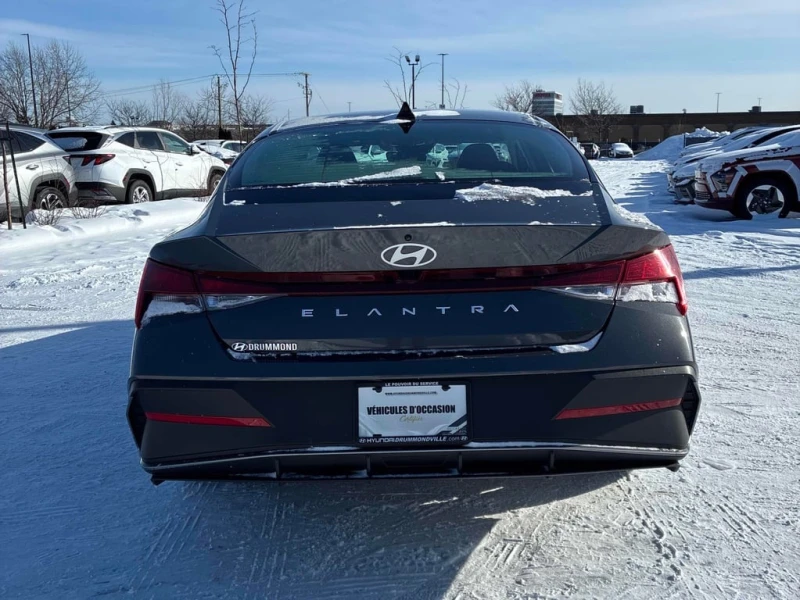 Hyundai Elantra * Preferred * CARFAX * ЦЕНА ДО БГ, снимка 4 - Автомобили и джипове - 53173680