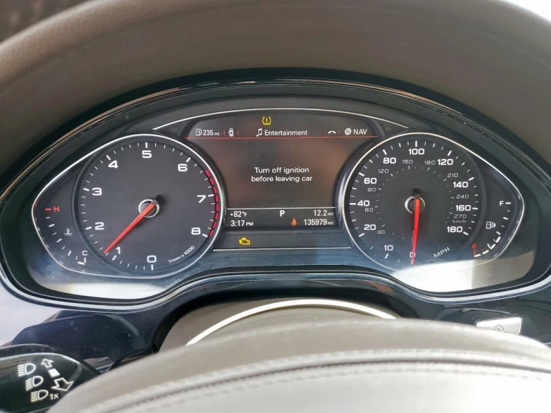 Audi A8, снимка 9 - Автомобили и джипове - 53372587