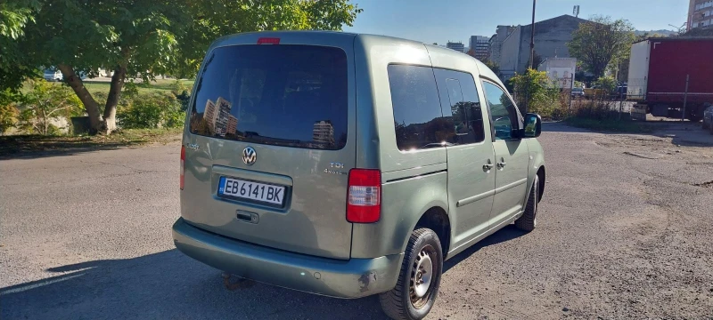VW Caddy, снимка 4 - Автомобили и джипове - 53525731