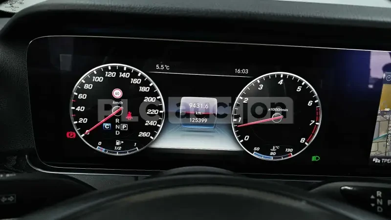 Mercedes-Benz E 300 DIGITAL* BURMESTER* AMBIENT* 360 CAM* KEYLESS, снимка 7 - Автомобили и джипове - 53952406