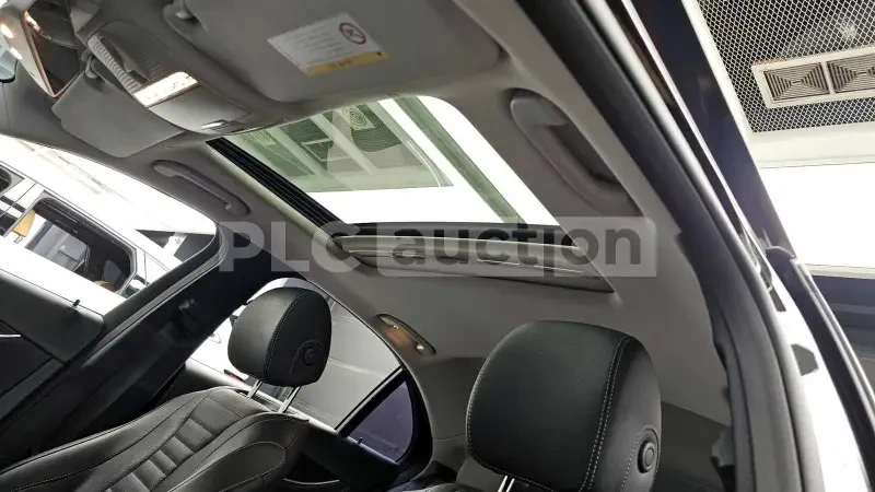 Mercedes-Benz E 300 DIGITAL* BURMESTER* AMBIENT* 360 CAM* KEYLESS, снимка 11 - Автомобили и джипове - 53952406