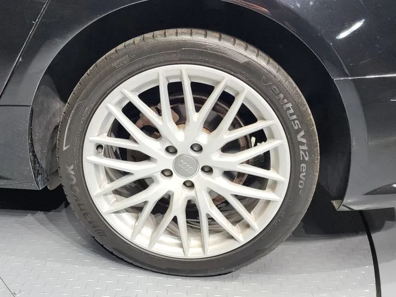 Audi A6 2.0 TDI Quattro, снимка 5 - Автомобили и джипове - 54147973