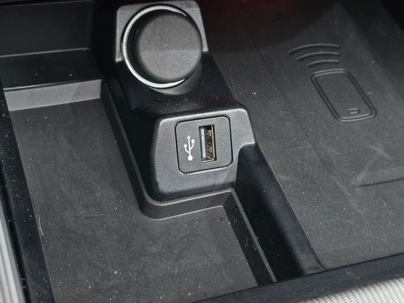 BMW Z4 sDrive20i Sport| 184�.�. | Mobile.bg � ����������� 11